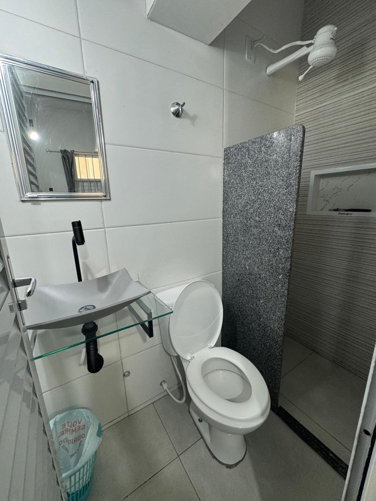 Suite Mar 210 - Economica E Compacta - Praia Do Morro - Predio Frente Mar Com Elevador, Atravessou A Avenida, Ja Esta Na Praia - Garagem - Internet غواراباري المظهر الخارجي الصورة